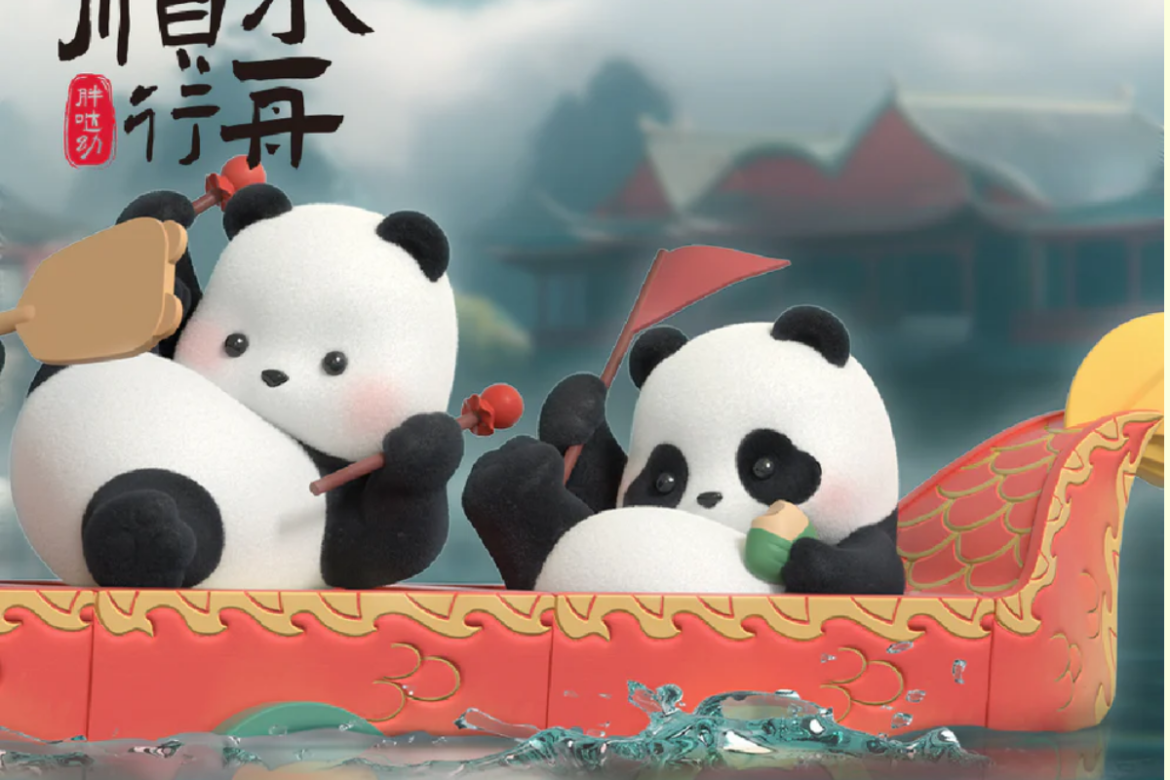 Panda Roll Dragon Boat Series – Mô Hình Gấu Trúc Đua Thuyền Độc Đáo
